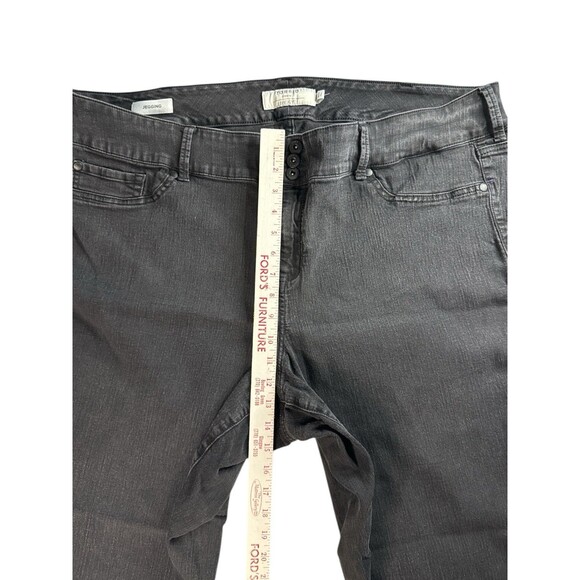 Torrid Black Denim Stretch Jeggings Size 28T Ankle Cropped Plus Size Black Jeans - Picture 8 of 11